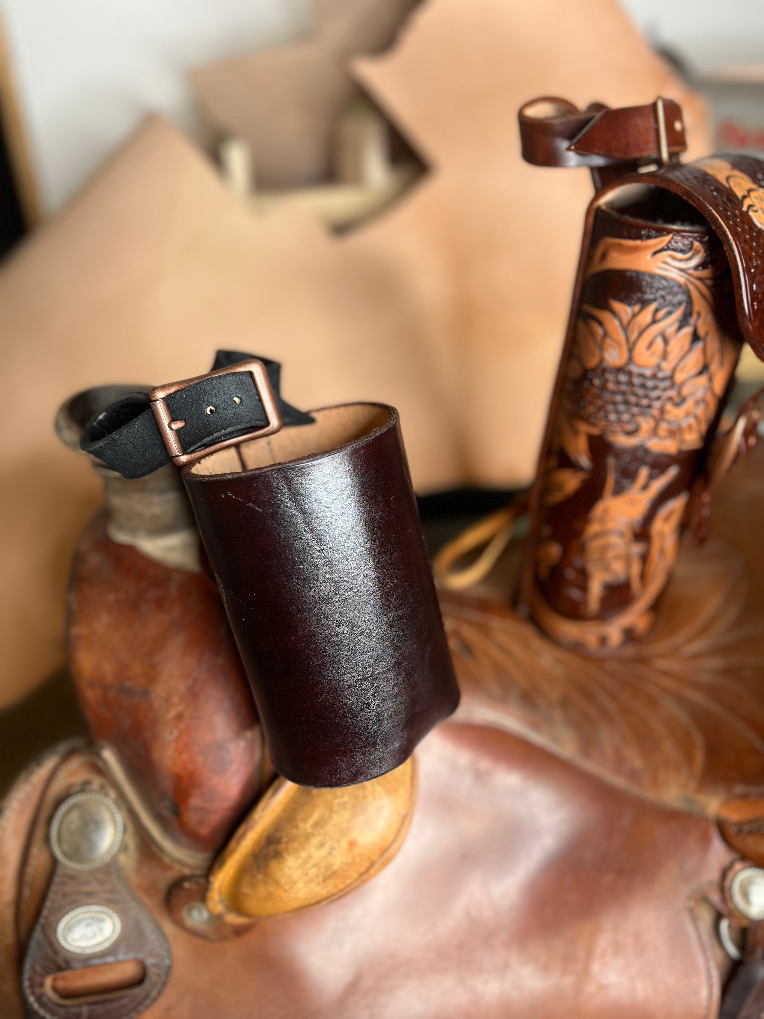 Rear Cinch bottle holder